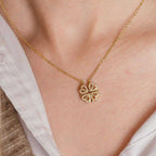 Magnetic Golden Flower Pendent قلادة زهرة ذهبية مغناطيسية
