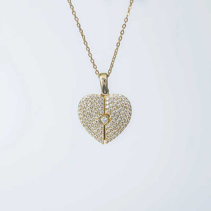 Elegant gold open close heart necklace